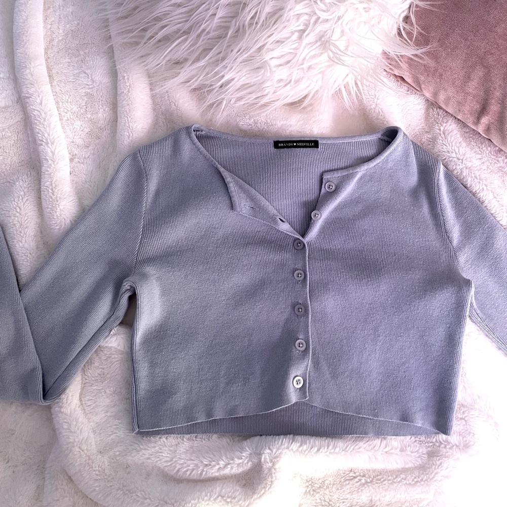 BRANDY MELVILLE KNIT SWEATER
